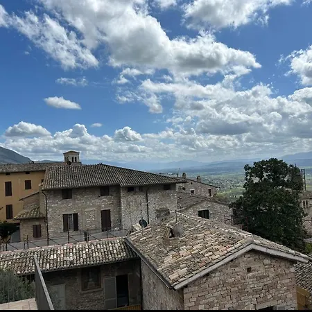 Modern Assisi-centre Loft
